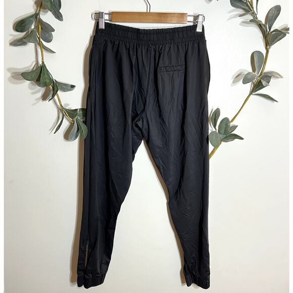 Zyia Black Joggers - Picture 6 of 6